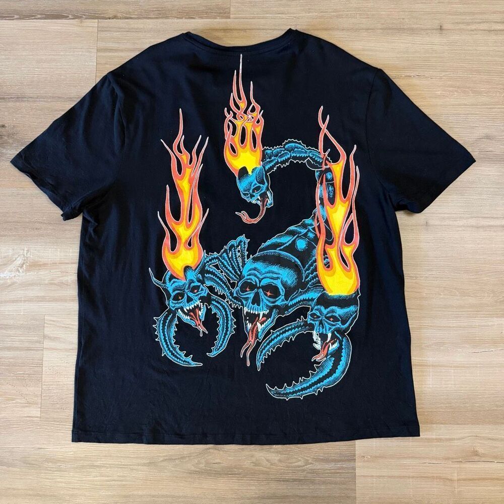 AllSaints Men’s Black Stinger Shirt Size Large Scorpion Graphic Quiet Luxury Tee